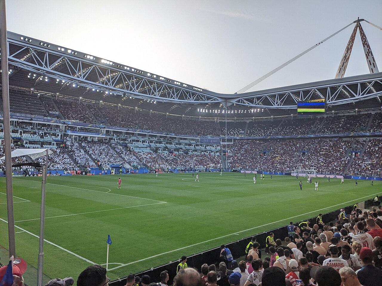 Juventus FC vs ACF Florentina (TBD)