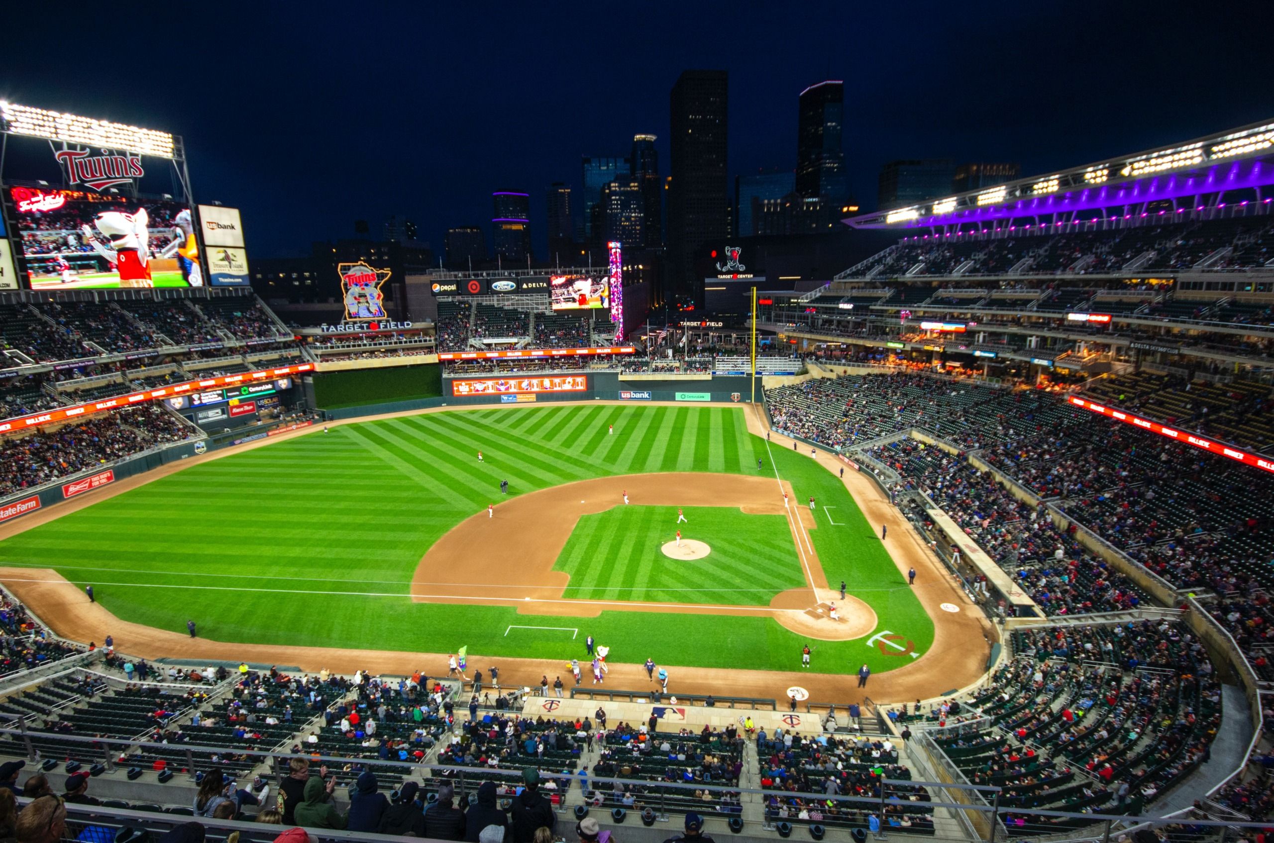 Tampa Bay Rays at Minnesota Twins (Home Opener)